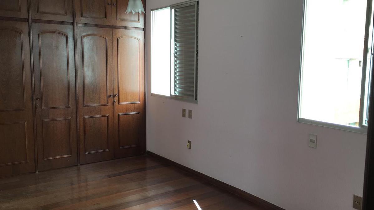 Apartamento, Funcionários, 4 Quartos, 3 Vagas, 1 Suíte