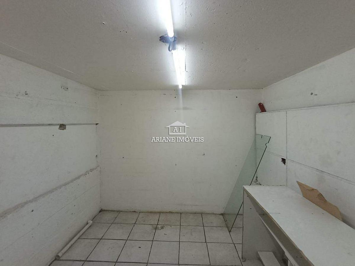 Andar, Centro, 0 Quarto, 0 Vaga