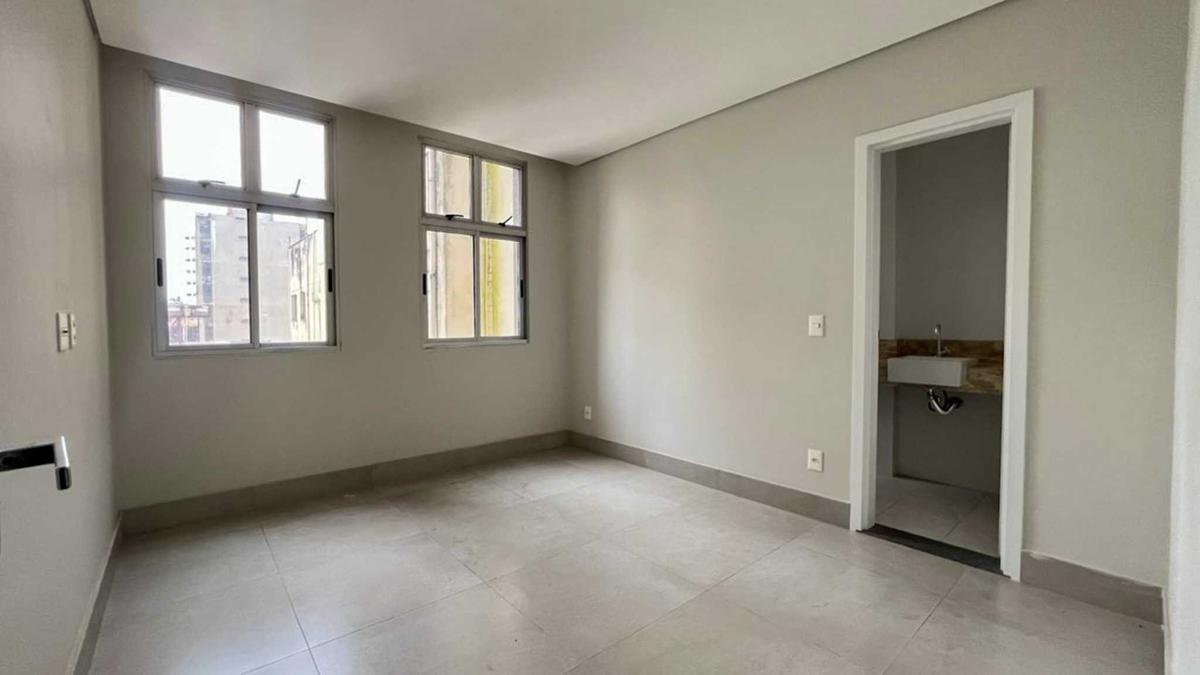 Apartamento, Centro, 2 Quartos, 0 Vaga, 1 Suíte