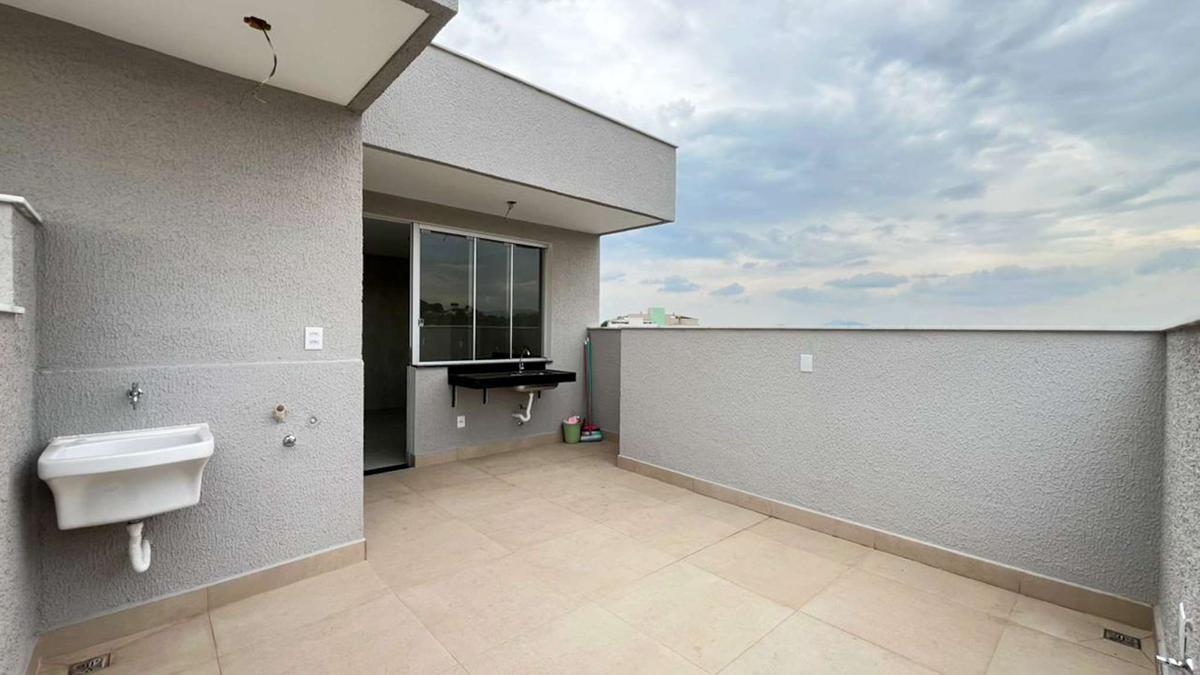 Cobertura, Santa Rosa, 3 Quartos, 2 Vagas, 1 Suíte