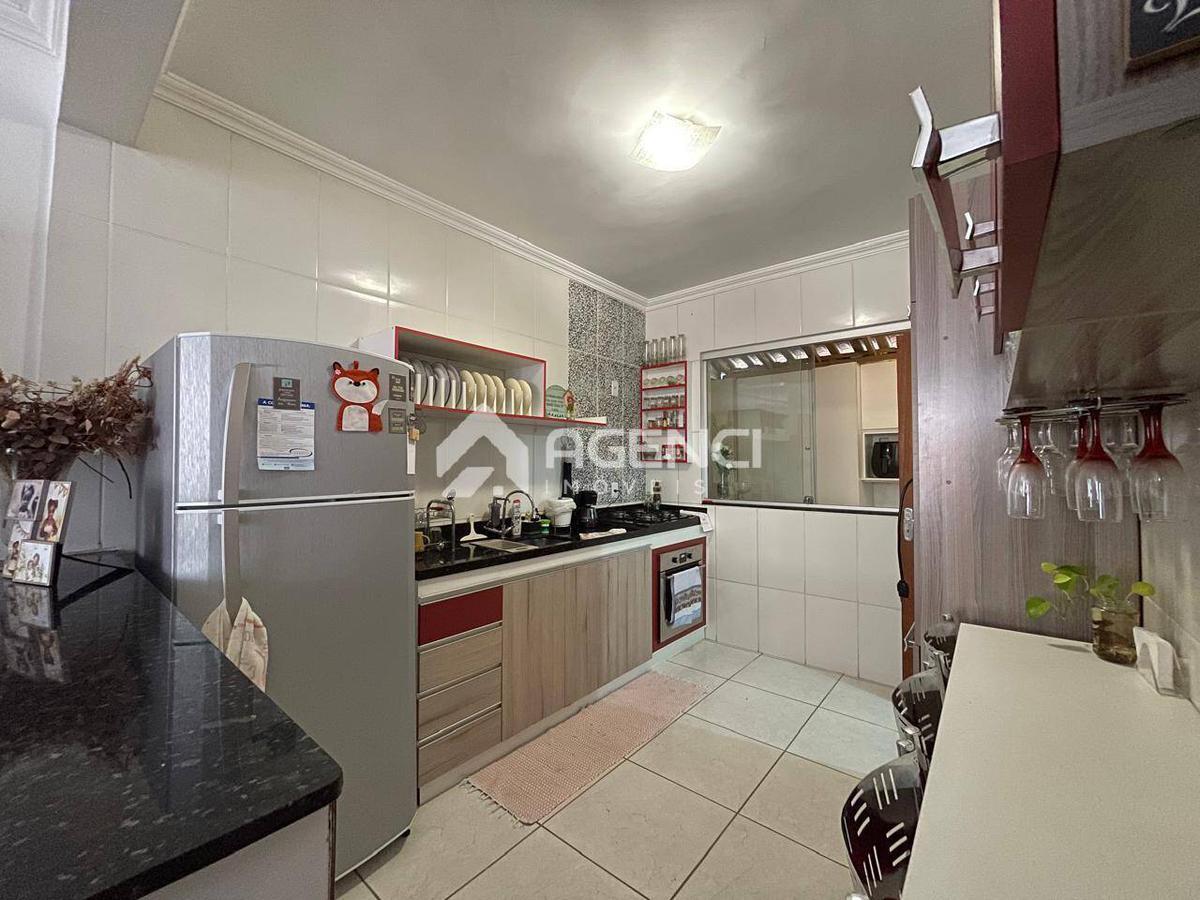 Casa, Parque Xangri-lá, 2 Quartos, 0 Vaga, 2 Suítes