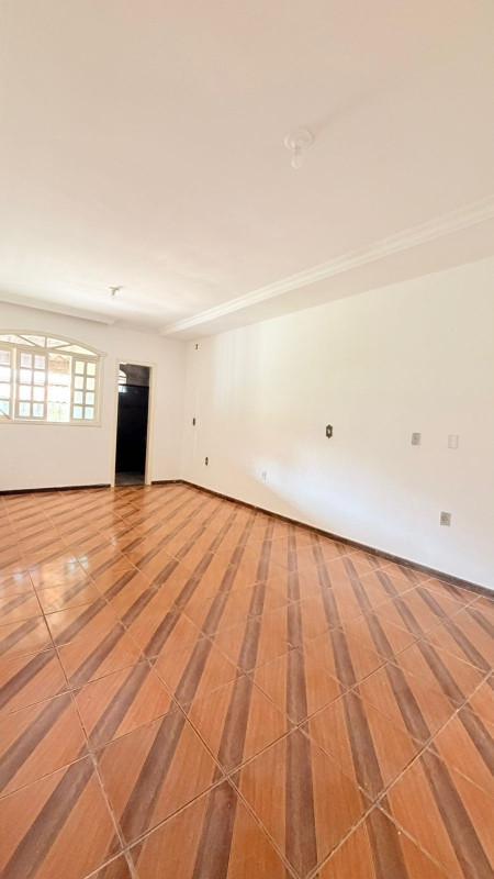 Casa, Pedra Azul, 3 Quartos, 2 Vagas, 1 Suíte