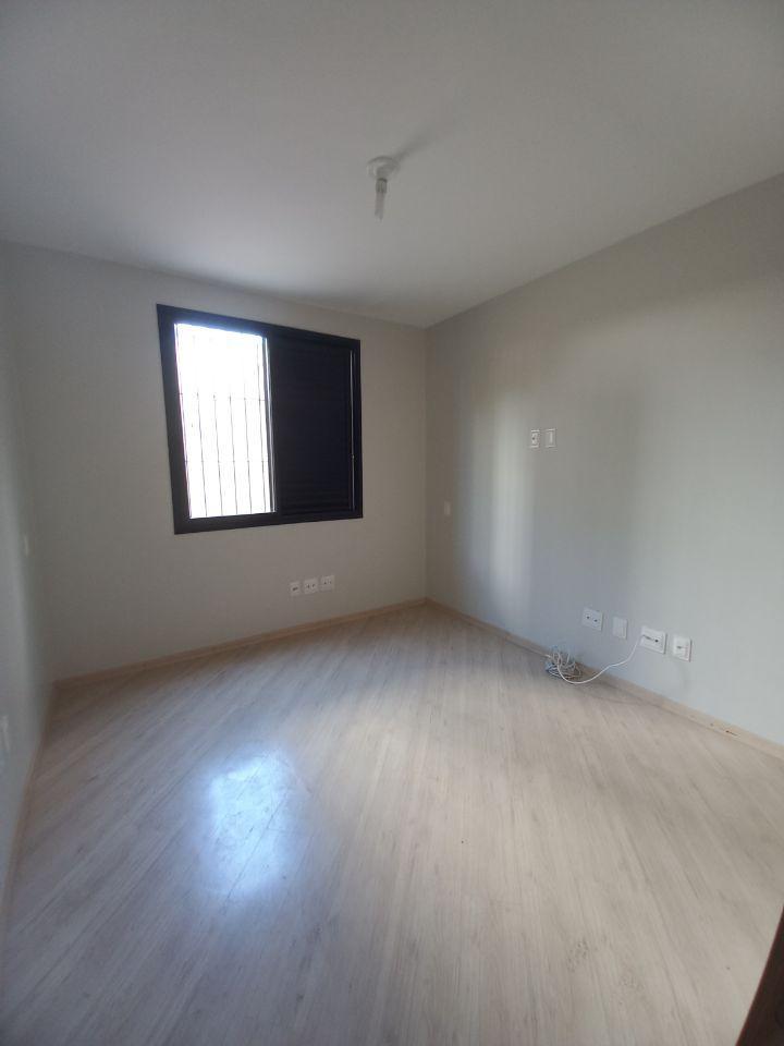 Apartamento, Jaraguá, 4 Quartos, 2 Vagas, 2 Suítes