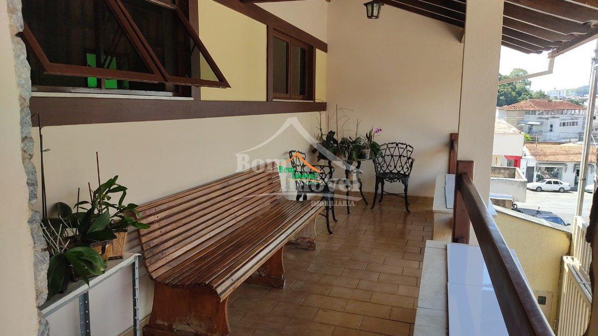 Casa, Centro, 3 Quartos, 3 Vagas, 1 Suíte