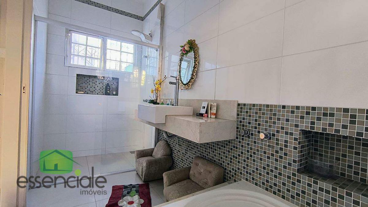 Casa, Novo Eldorado, 4 Quartos, 2 Vagas, 2 Suítes