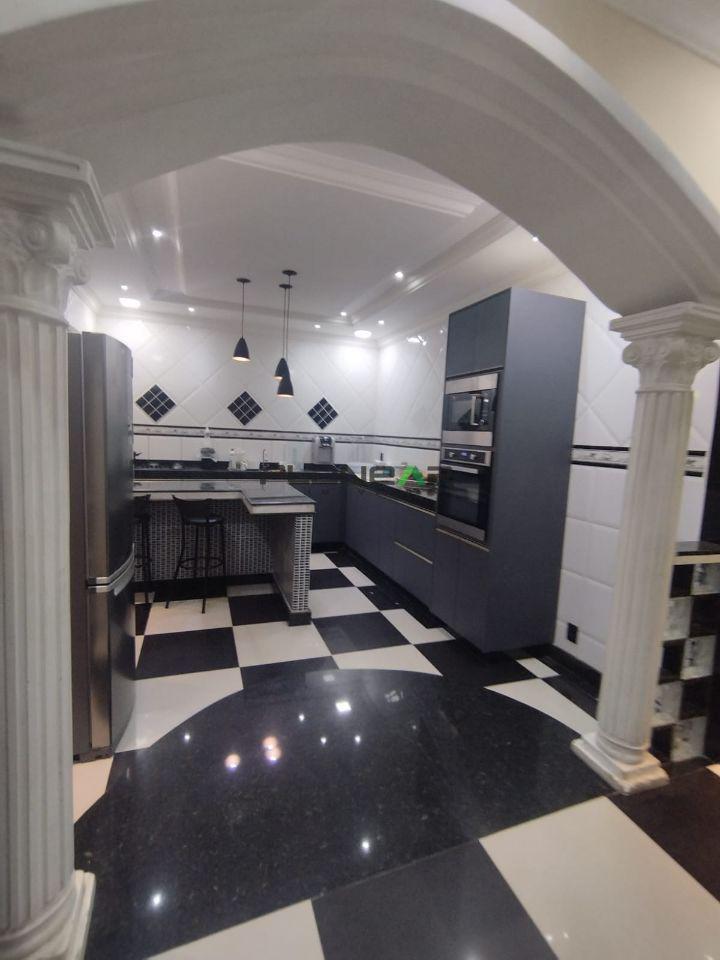 Casa, Sapucaias III, 4 Quartos, 2 Vagas, 2 Suítes