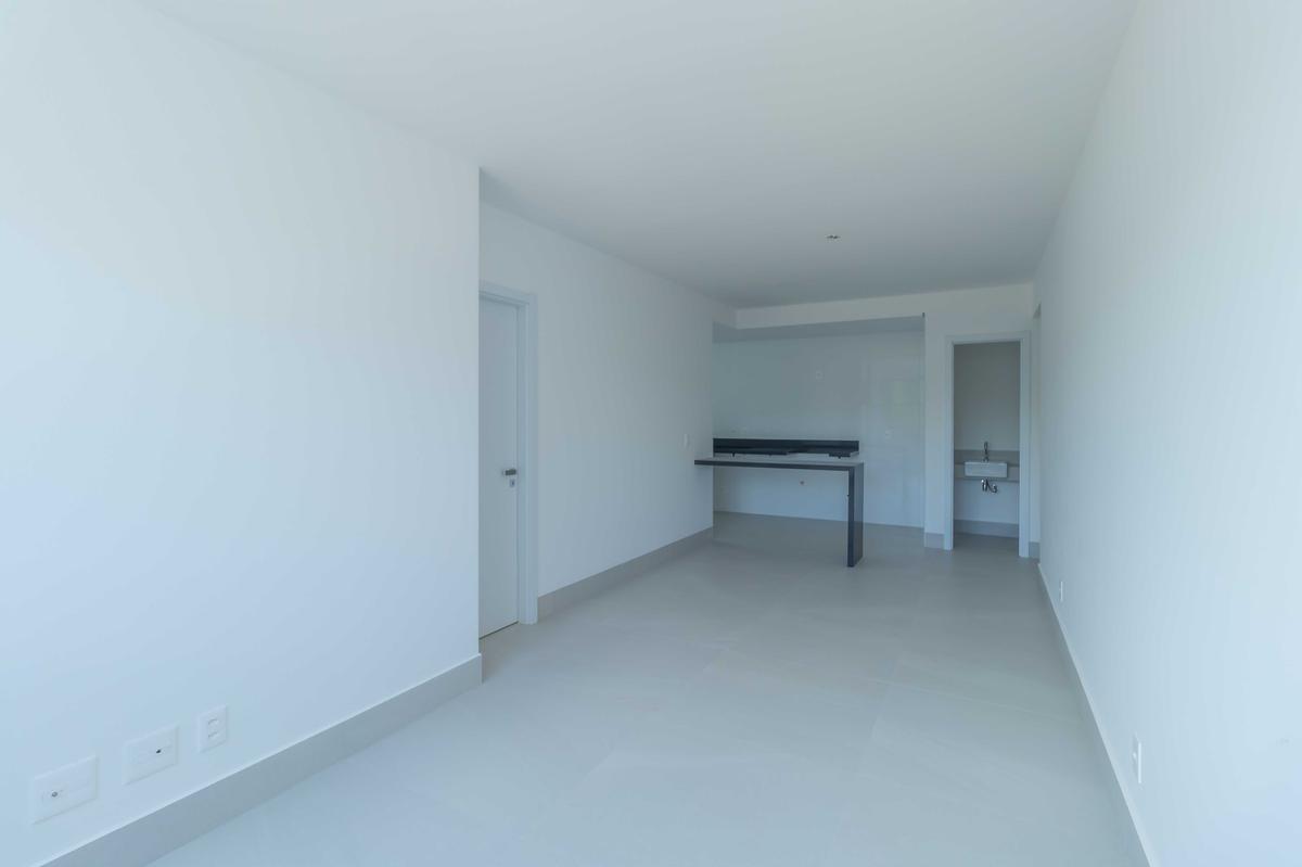 Apartamento, Sagrada Família, 3 Quartos, 2 Vagas, 1 Suíte