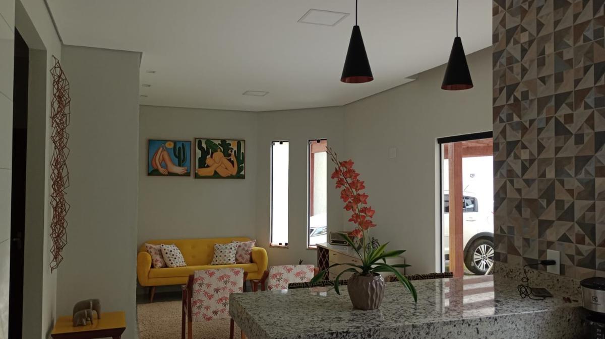 Casa, Jardim Imperial, 3 Quartos, 4 Vagas, 1 Suíte