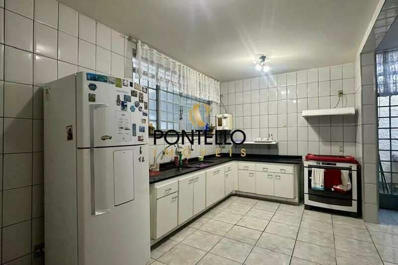 Casa, Serra, 4 Quartos, 4 Vagas, 1 Suíte