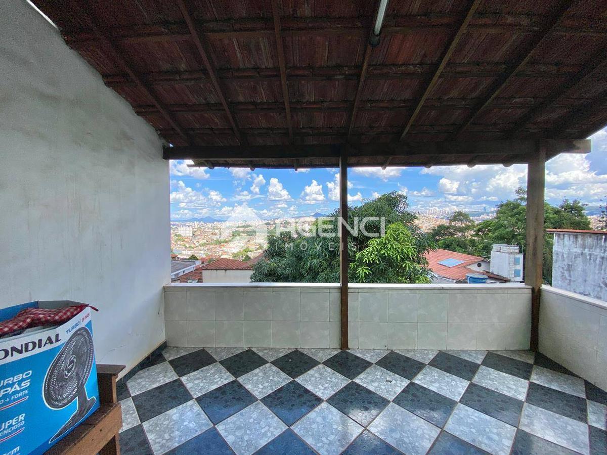 Casa, Santa Maria, 6 Quartos, 0 Vaga, 0 Suíte