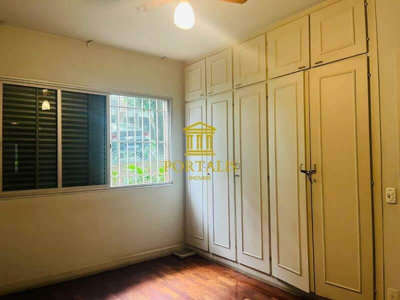 Apartamento, Funcionários, 4 Quartos, 2 Vagas, 1 Suíte