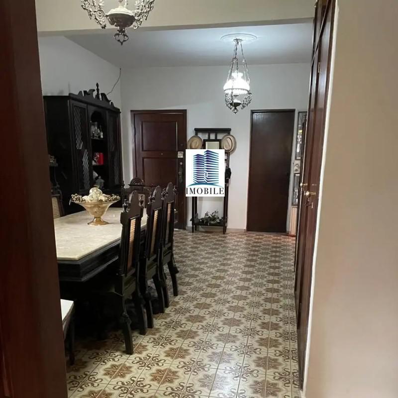 Casa, Cidade Nova, 4 Quartos, 2 Vagas, 1 Suíte