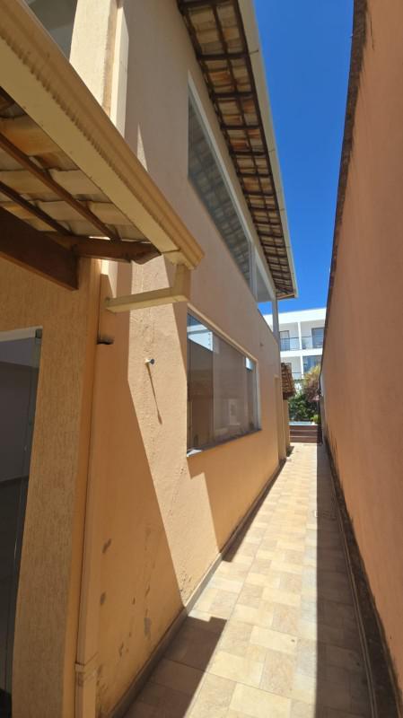 Casa, Trevo, 4 Quartos, 2 Vagas, 4 Suítes