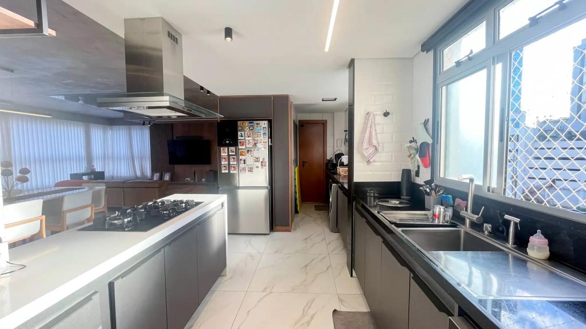 Apartamento, Luxemburgo, 3 Quartos, 4 Vagas, 2 Suítes