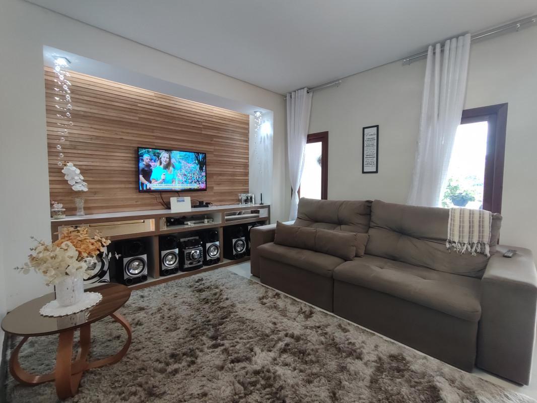Casa, Nova Cintra, 3 Quartos, 4 Vagas, 1 Suíte