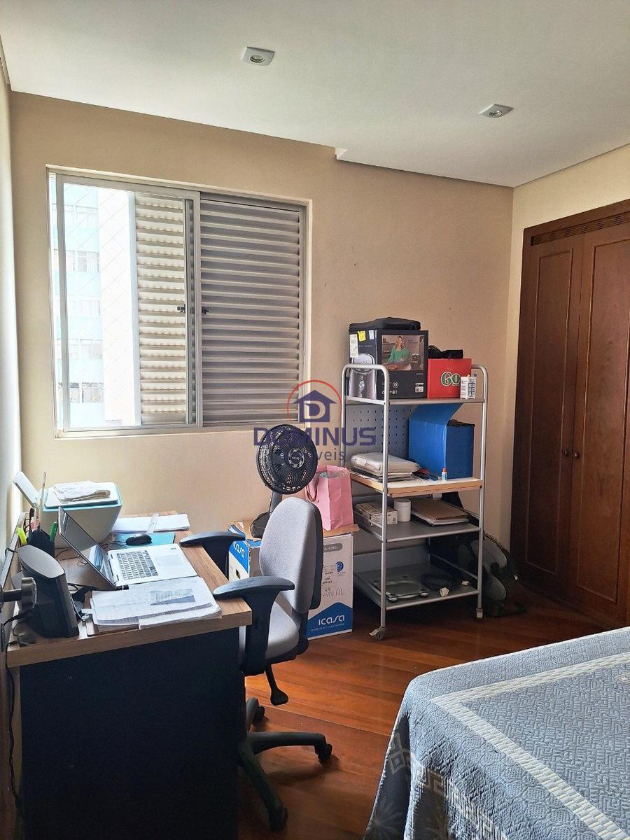 Apartamento, Santa Efigênia, 3 Quartos, 2 Vagas, 1 Suíte