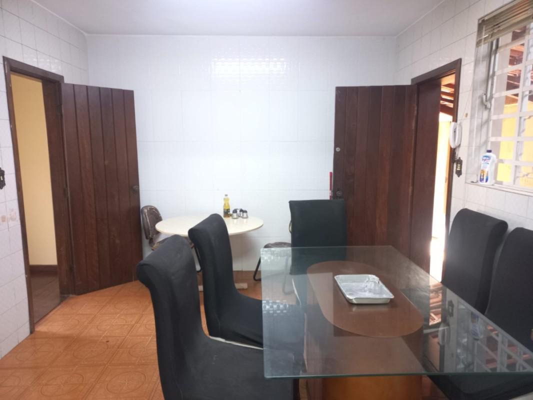 Casa, Itapoã, 4 Quartos, 5 Vagas, 1 Suíte