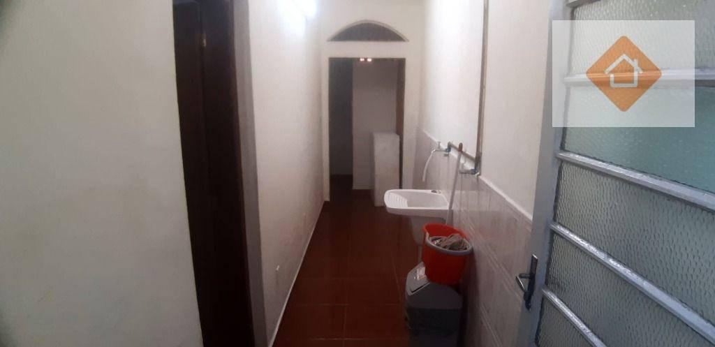 Casa, Sagrada Família, 2 Quartos, 0 Vaga