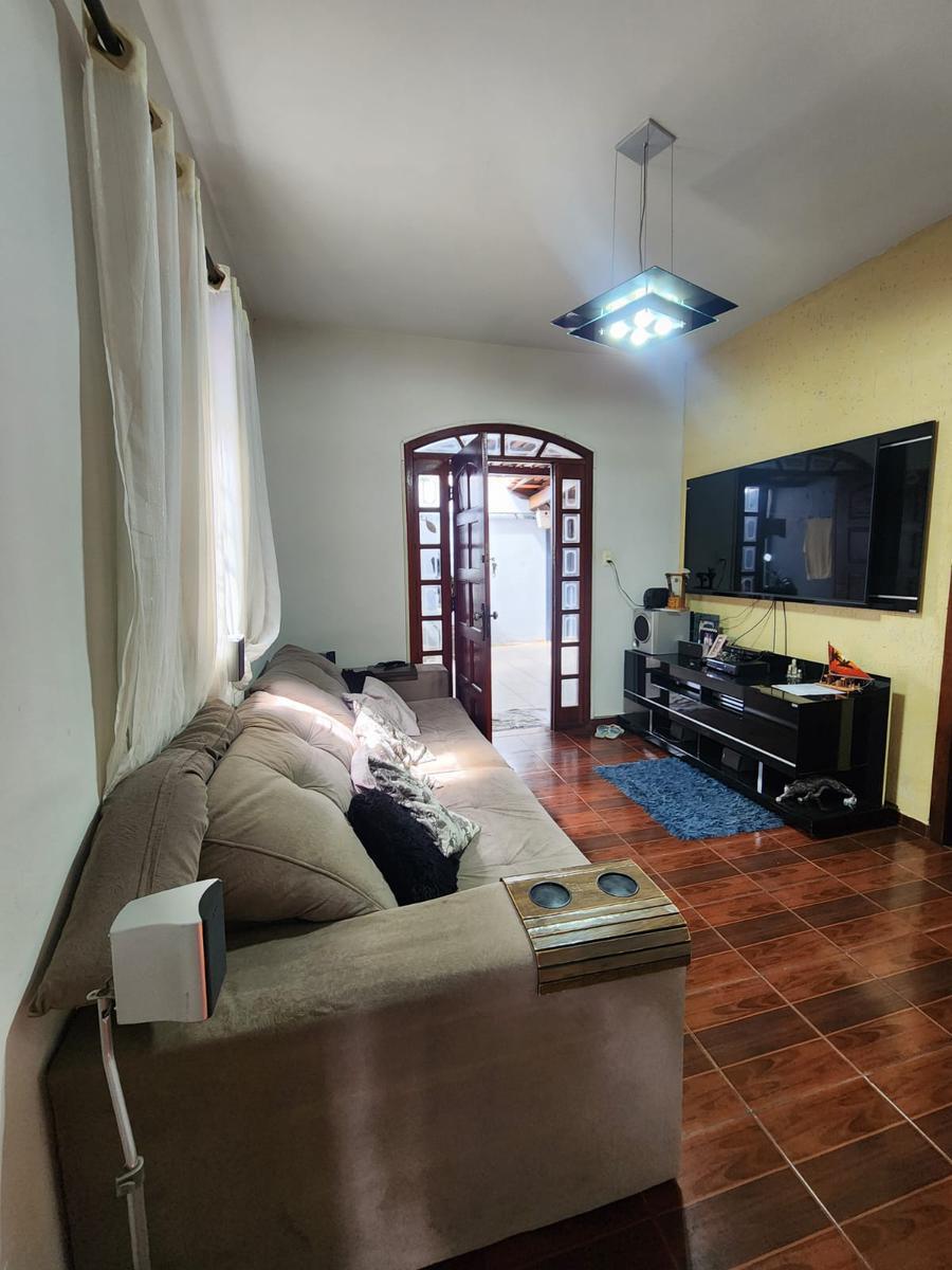 Casa, Arvoredo, 2 Quartos, 2 Vagas, 1 Suíte