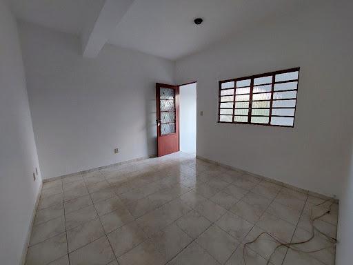 Casa, Jardim Andere, 3 Quartos, 2 Vagas, 1 Suíte