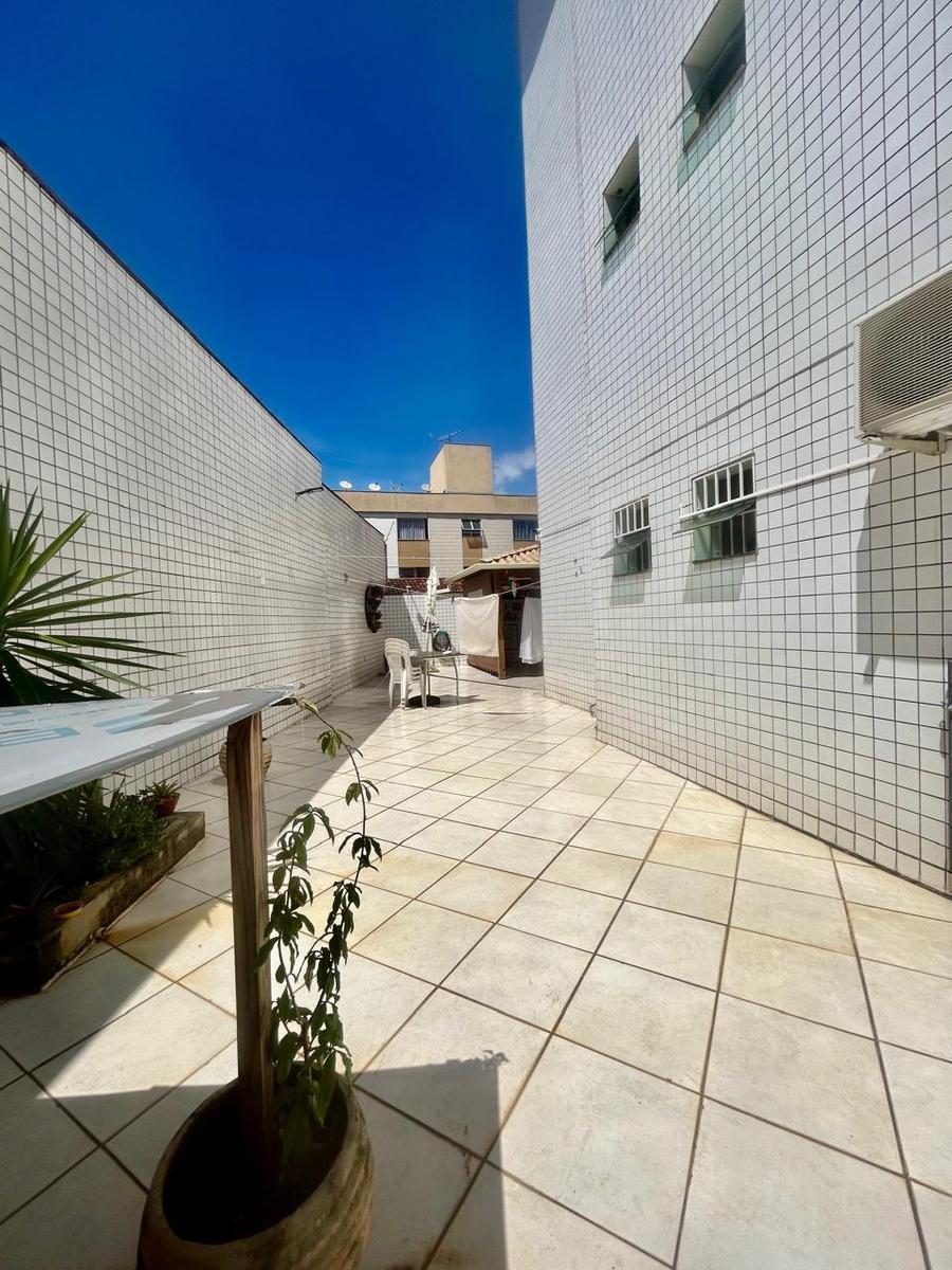 Apartamento, Paquetá, 2 Quartos, 2 Vagas, 1 Suíte