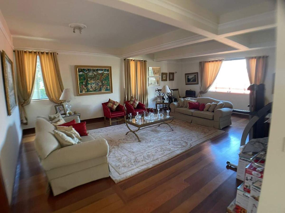 Casa, Planalto, 4 Quartos, 0 Vaga, 4 Suítes