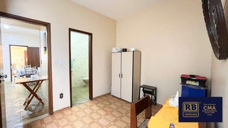 Casa, Luxemburgo, 5 Quartos, 4 Vagas, 2 Suítes
