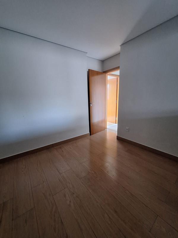 Casa, Cardoso (barreiro), 2 Quartos, 5 Vagas