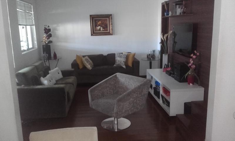 Casa, Inconfidência, 4 Quartos, 3 Vagas, 1 Suíte