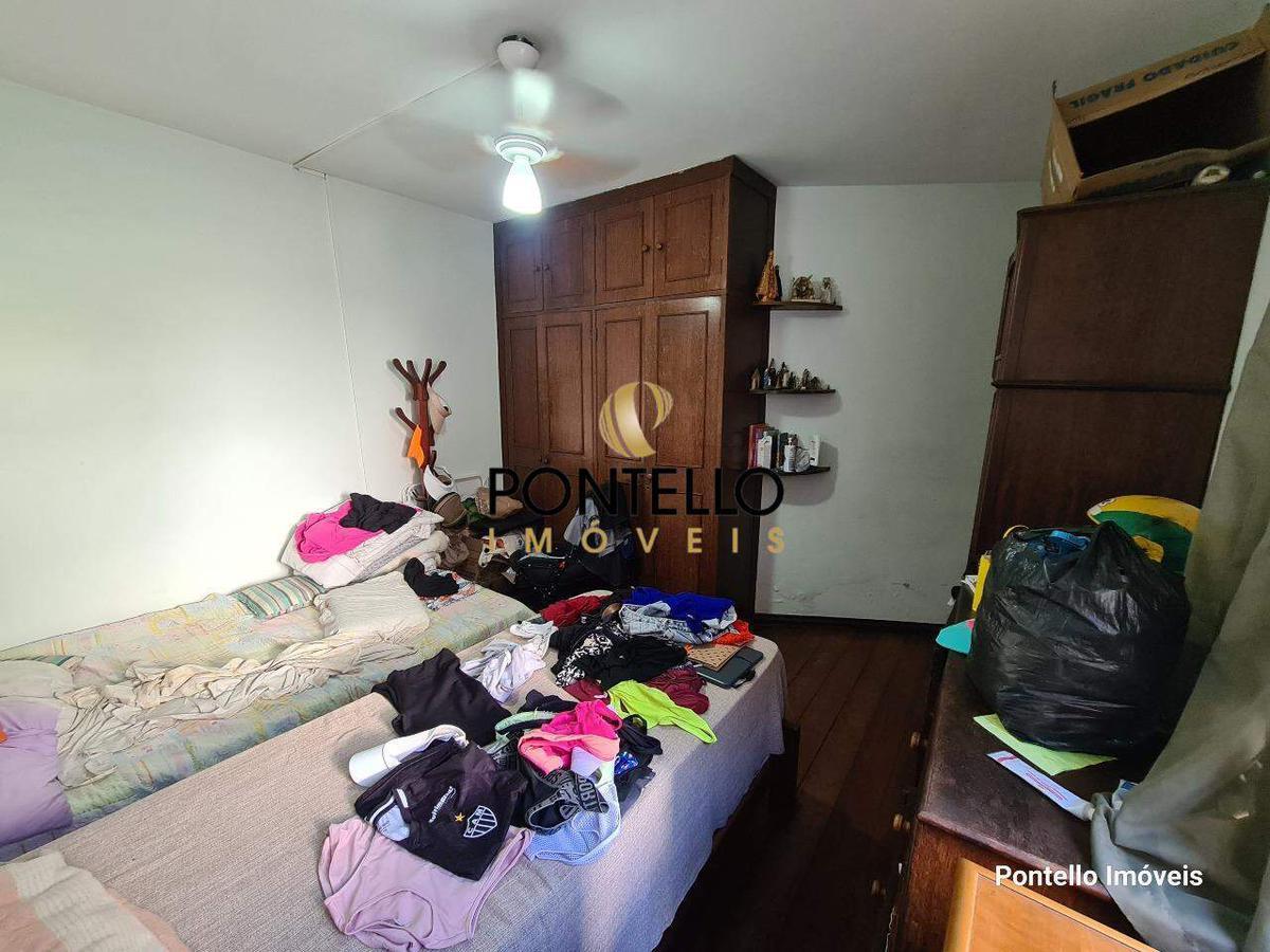 Casa, Cachoeirinha, 3 Quartos, 4 Vagas, 1 Suíte