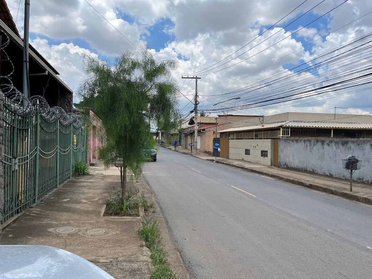 Galpão, Camargos, 0 Quarto, 0 Vaga