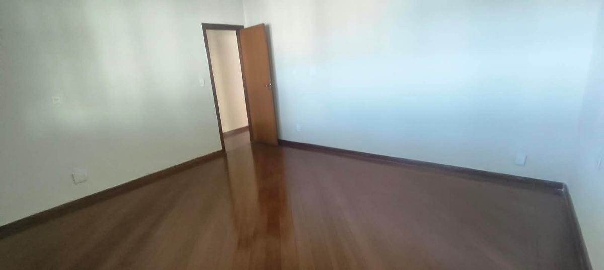 Casa, Pirajá, 3 Quartos, 2 Vagas, 1 Suíte