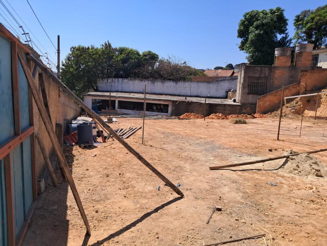 Galpão, Céu Azul, 0 Quarto, 0 Vaga