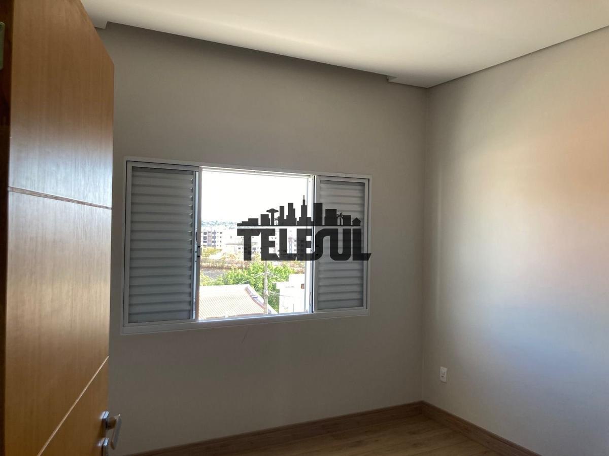 Casa, Eldorado, 3 Quartos, 2 Vagas