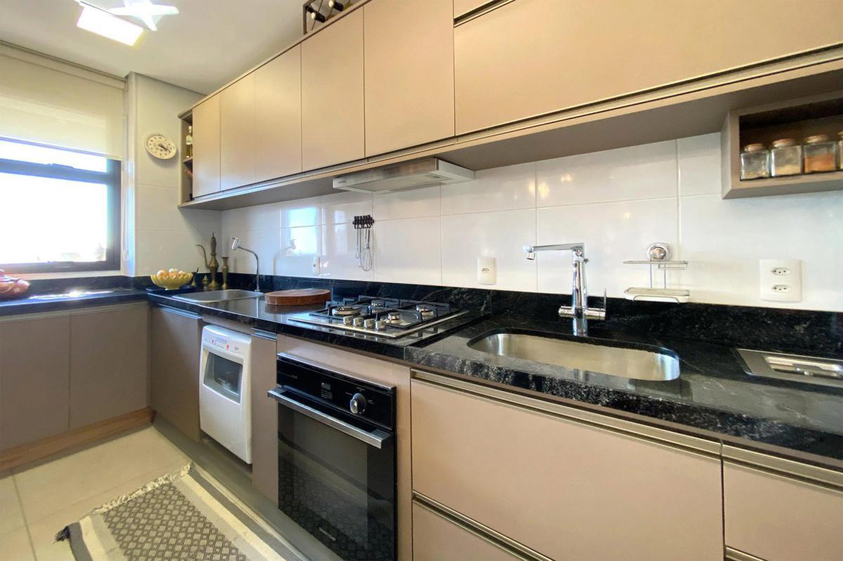 Apartamento, Santa Efigênia, 1 Quarto, 2 Vagas, 1 Suíte