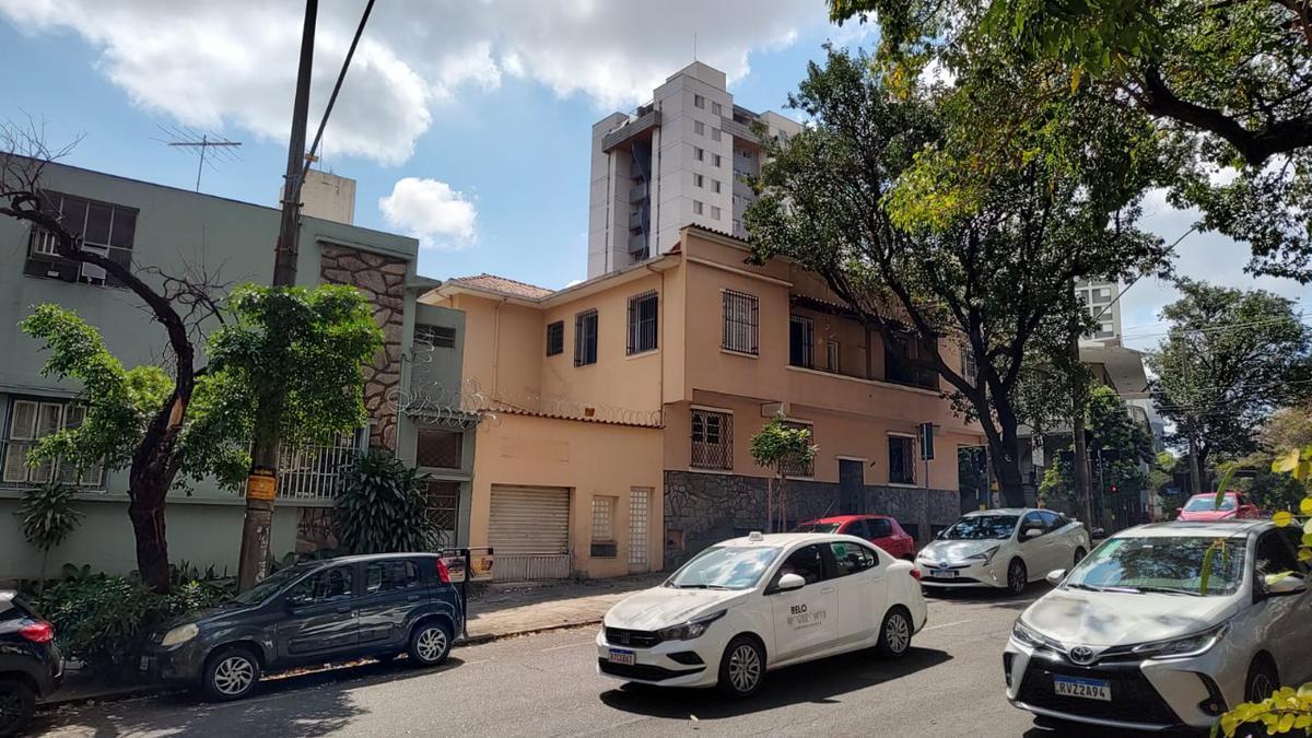 Casa Comercial, Funcionários, 11 Quartos, 3 Vagas