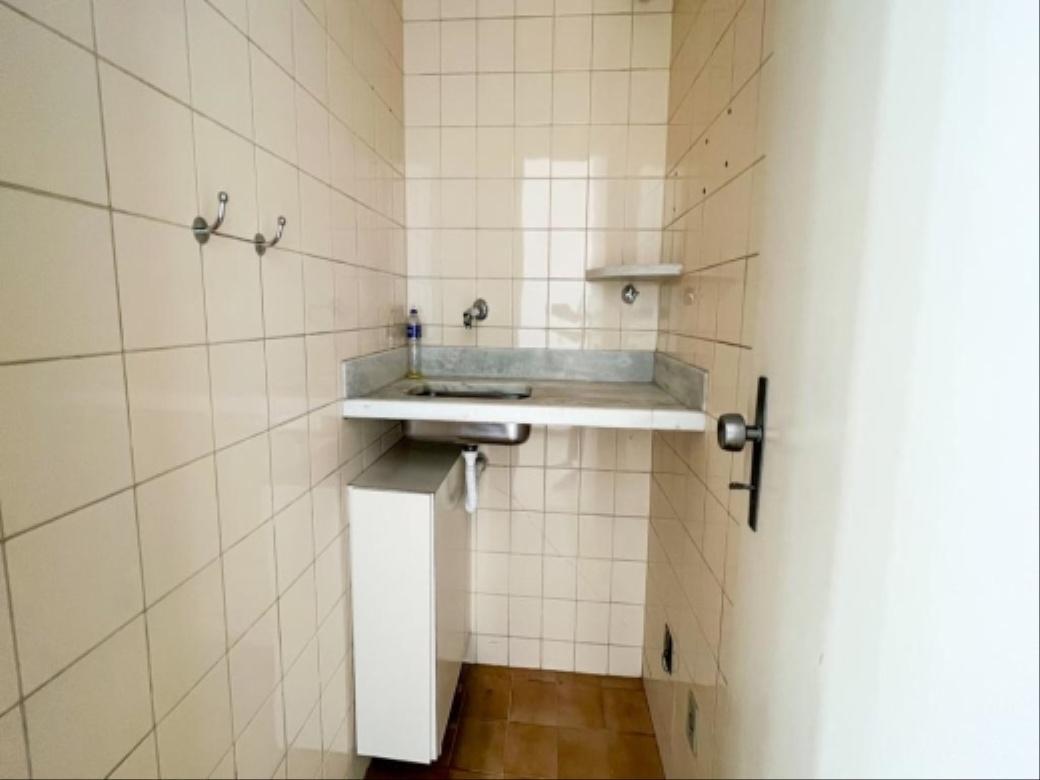 Andar, Santa Efigênia, 0 Quarto, 2 Vagas