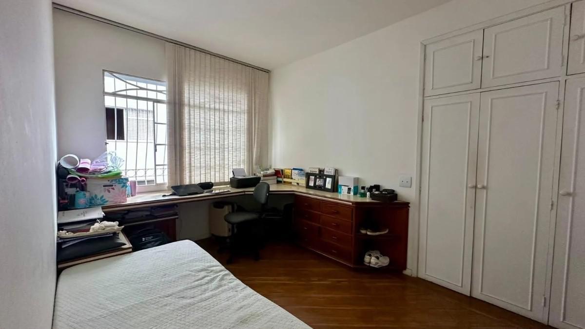 Cobertura, Luxemburgo, 4 Quartos, 2 Vagas, 1 Suíte