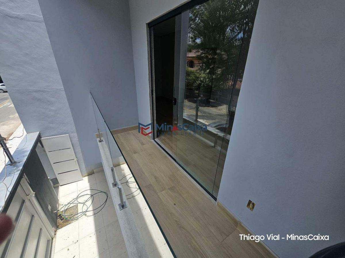 Casa, Quitandinha, 3 Quartos, 1 Vaga, 1 Suíte