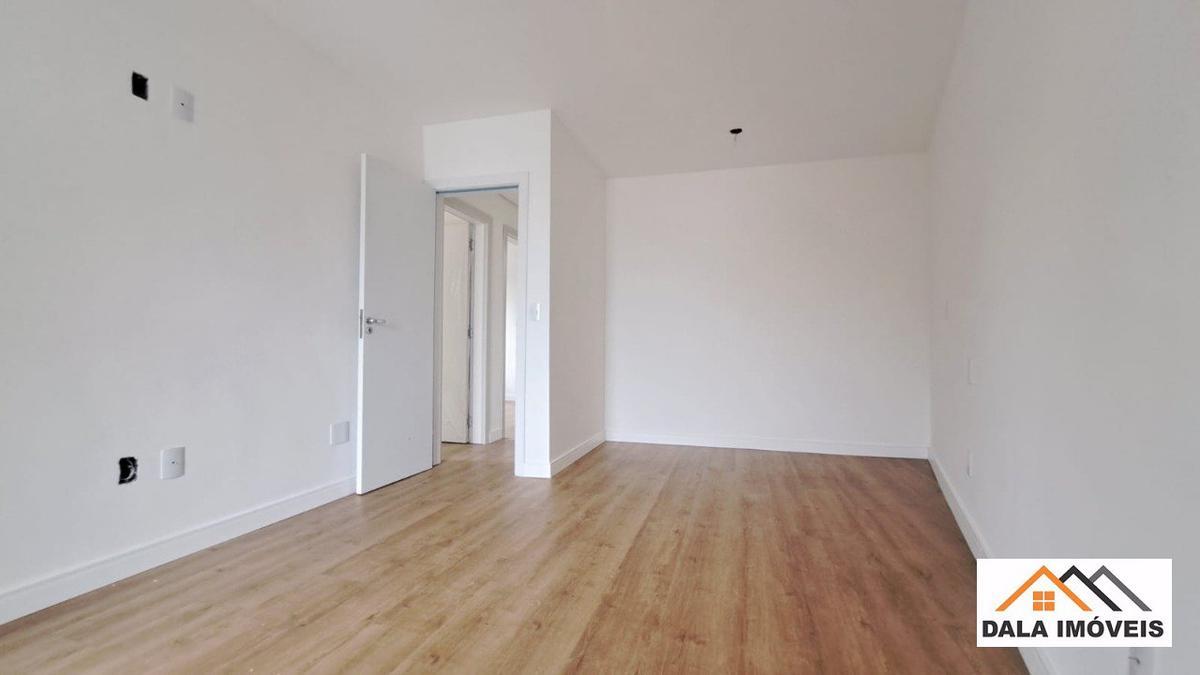 Casa, Planalto, 3 Quartos, 2 Vagas, 1 Suíte