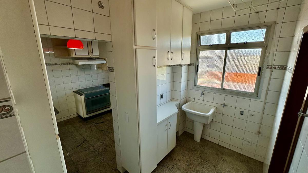 Apartamento, Itapoã, 3 Quartos, 2 Vagas, 2 Suítes