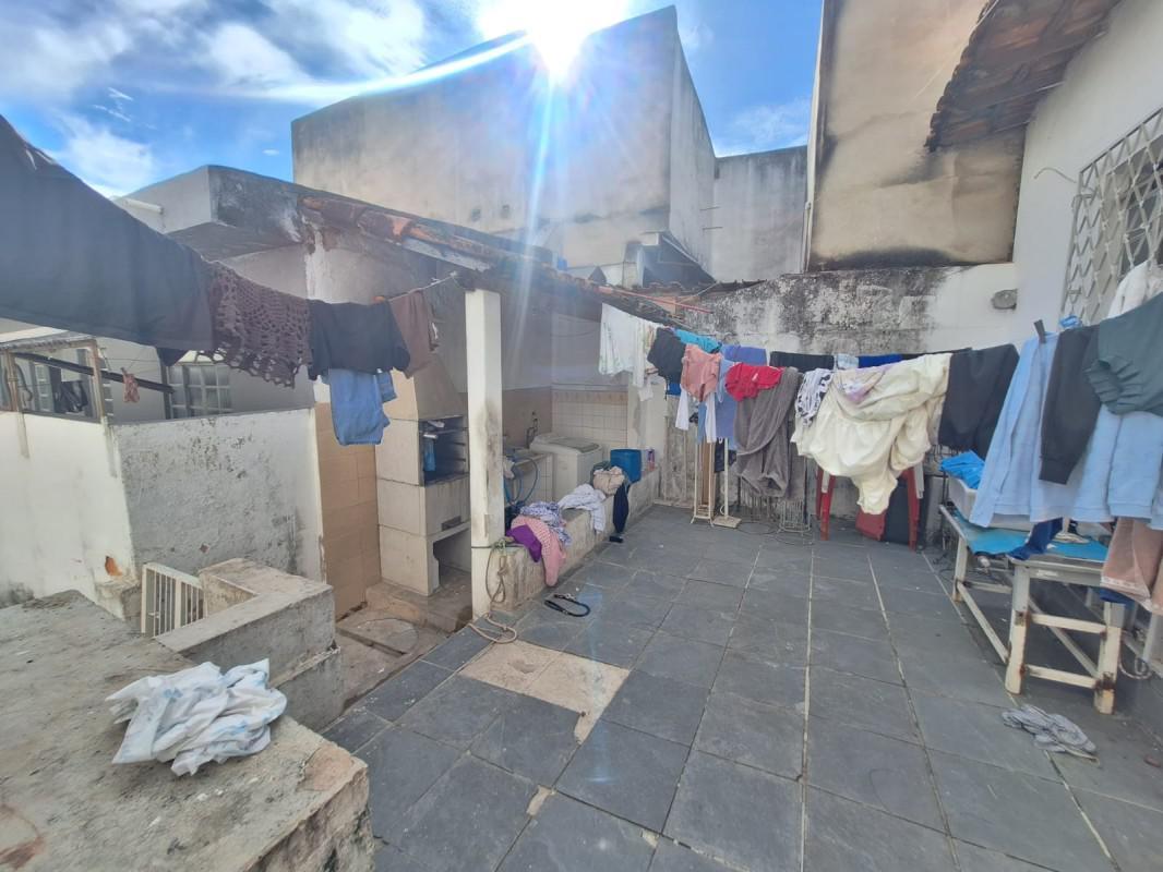 Casa, Fernão Dias, 3 Quartos, 2 Vagas, 1 Suíte