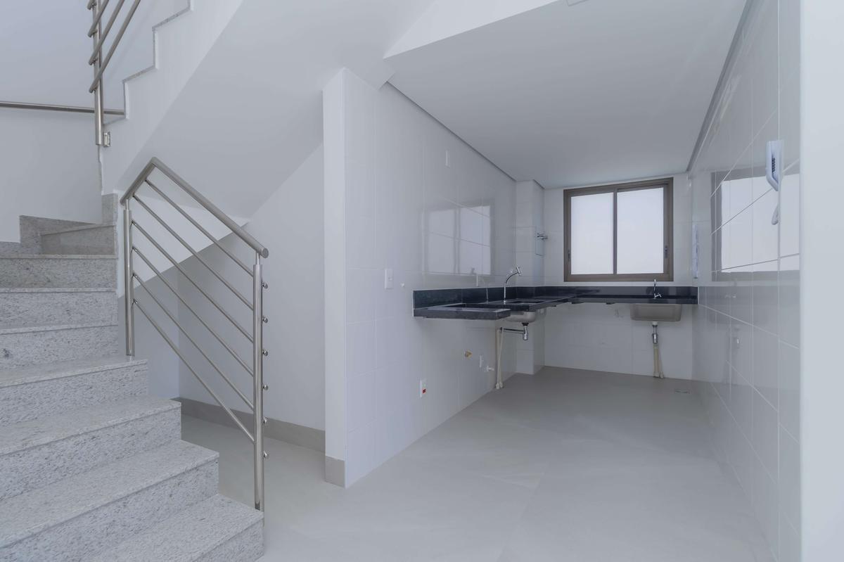 Cobertura, Cidade Nova, 3 Quartos, 2 Vagas, 1 Suíte