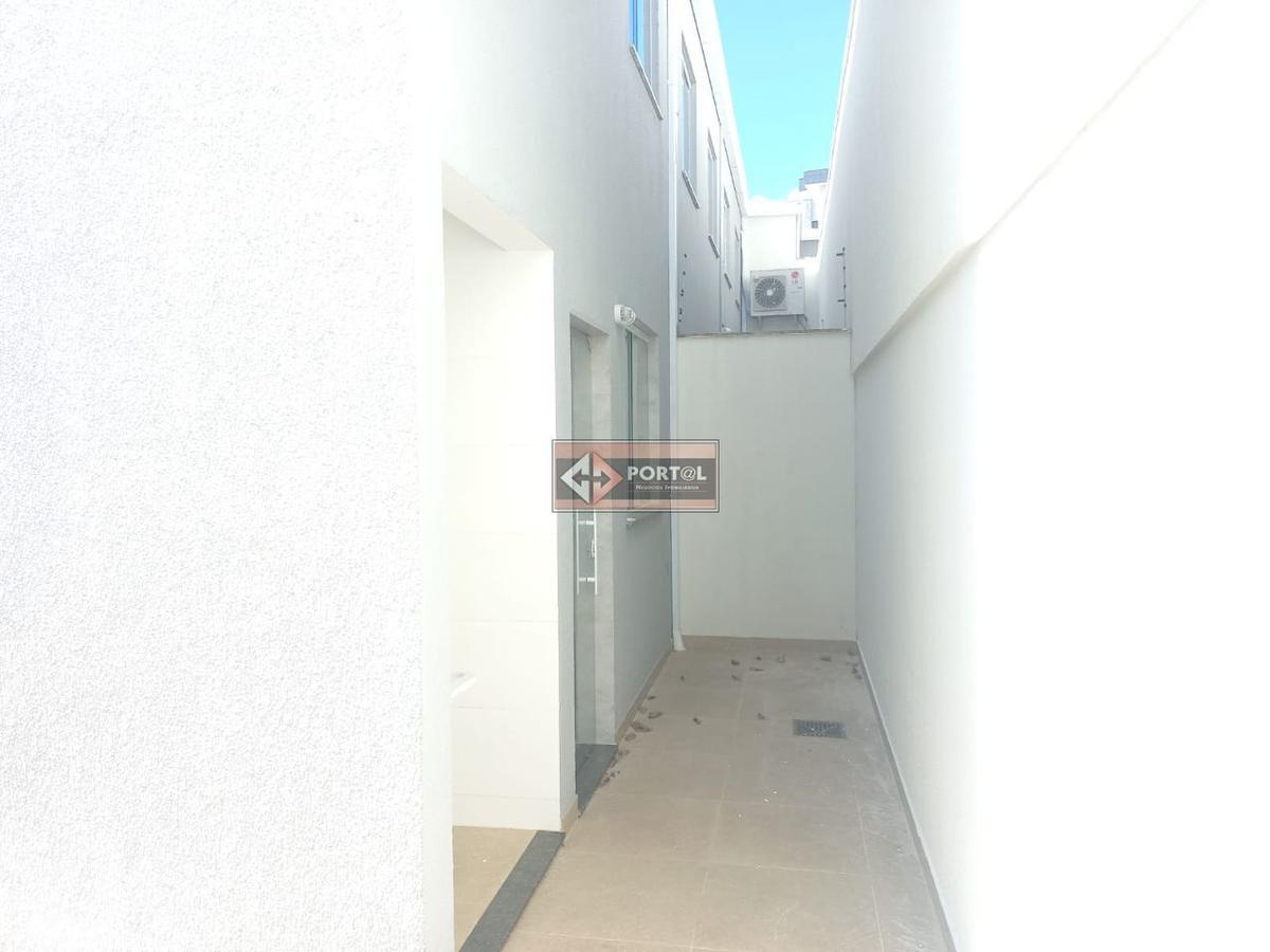 Casa, Itapoã, 3 Quartos, 2 Vagas, 1 Suíte