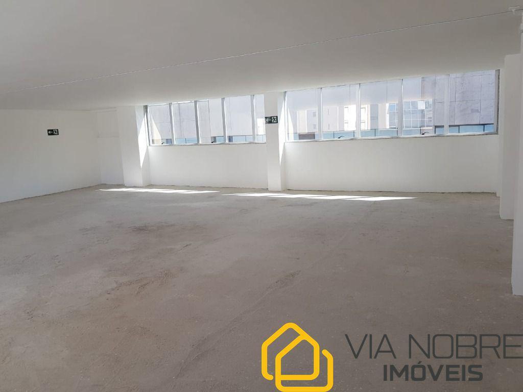 Sala, Lourdes, 7 Vagas