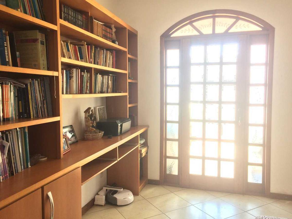 Casa, Vera Cruz, 4 Quartos, 2 Vagas, 1 Suíte