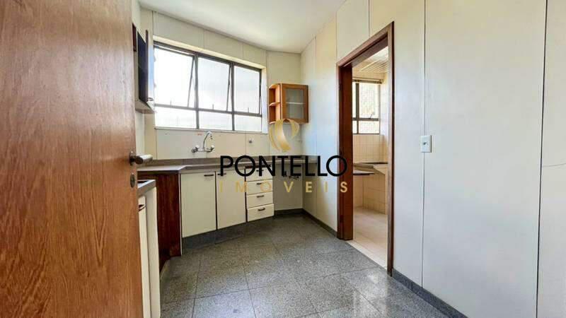 Apartamento, Cruzeiro, 4 Quartos, 2 Vagas, 1 Suíte