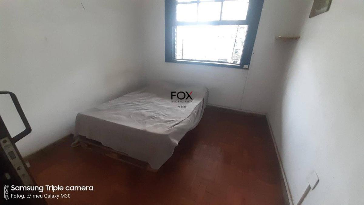 Casa, Funcionários, 4 Quartos, 2 Vagas