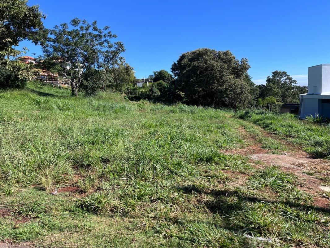 Lote, Serra dos Bandeirantes, 0 Quarto, 0 Vaga