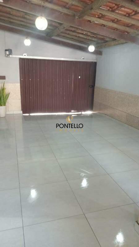 Casa, CDI, 3 Quartos, 2 Vagas